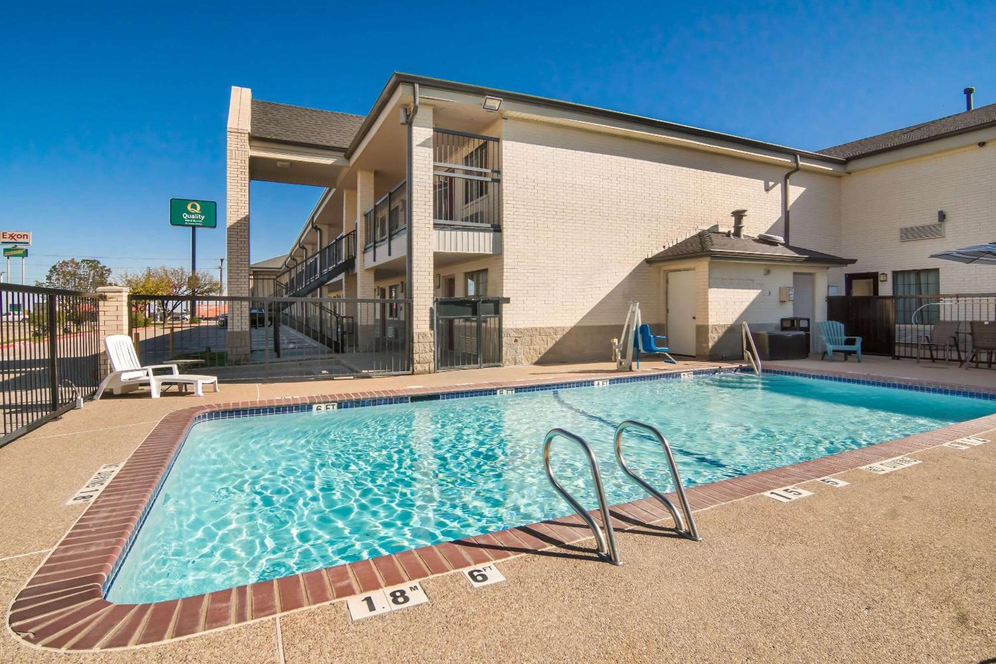 Quality Inn & Suites Weatherford Zewnętrze zdjęcie